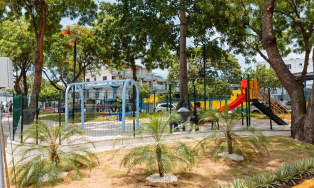 Alcaldía entrega parque La Guayubín en Los Ríos