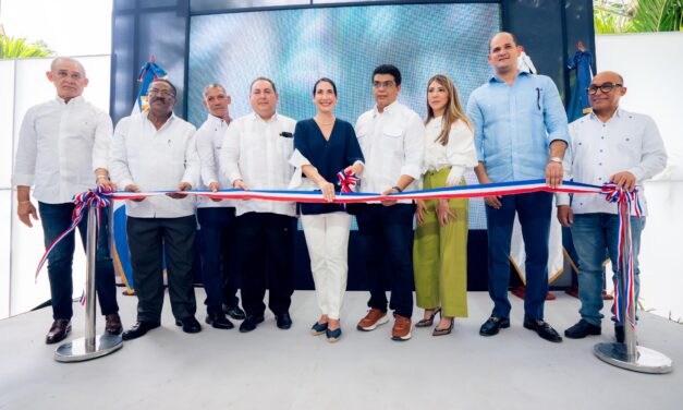 Primera dama y Fellito Suberví inauguran múltiples obras en el sector El Caliche para más de 2,500 habitantes