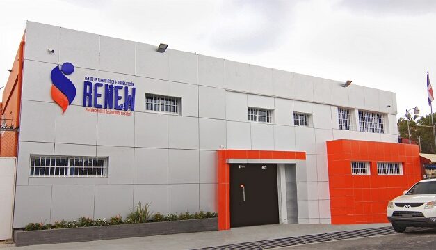 Fortaleciendo la Inclusión: Renew celebra su séptimo aniversario con la creación de su fundación