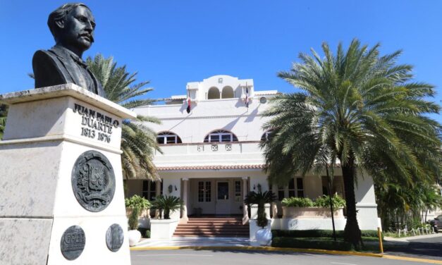 RD destina más de RD$673.6 millones anuales en funcionarios diplomáticos