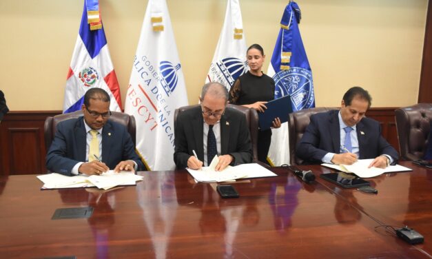 MESCyT, Salud Pública y 3 universidades dominicanas firman acuerdo para capacitar estudiantes de medicina en Brasil, Colombia, España y México