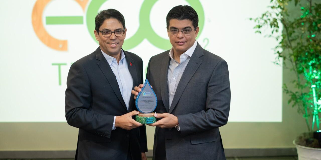 Fondo Agua Santo Domingo reconoce la gestión de Fellito Suberví por su contribución a la sostenibilidad hídrica
